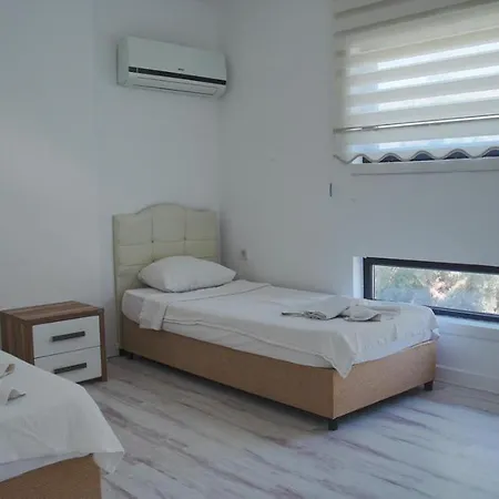 Vila Oezel Bahceli